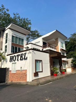 TREEHOUSE1959 HOTEL